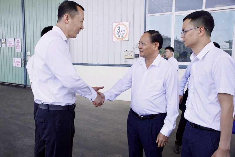 Bí thư Tỉnh ủy Lai Châu Lê Minh Ngân bày tỏ mong muốn Công ty TNHH Gia công sản phẩm nông nghiệp Hồng Bân quan tâm tạo điều kiện để các Okvip tại về của Lai Châu kết nối, cung ứng các mặt hàng Trang Chủ OKVIP COM Top #1 địa phương vào chuỗi sản xuất, chế biến trong thời gian tới. Ảnh: CTV