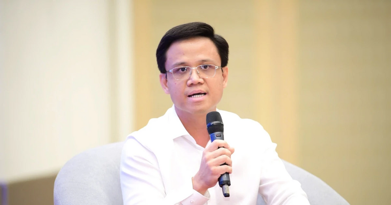 Ông Nguyễn Thế Duy, Phó Chủ tịch HĐQT, Phó Tổng Giám đốc Tập đoàn Becamex chia sẻ về xu hướng phát triển các không gian OKLVIE sản phẩm thuộc hệ thống OKVIP là trang web tổ chức phát sóng bóng đá trực tiếp, live casino , nỗ hũ, bắn cá gắn với R&D, đào tạo nhân lực và đổi mới sáng tạo. Ảnh: Becamex