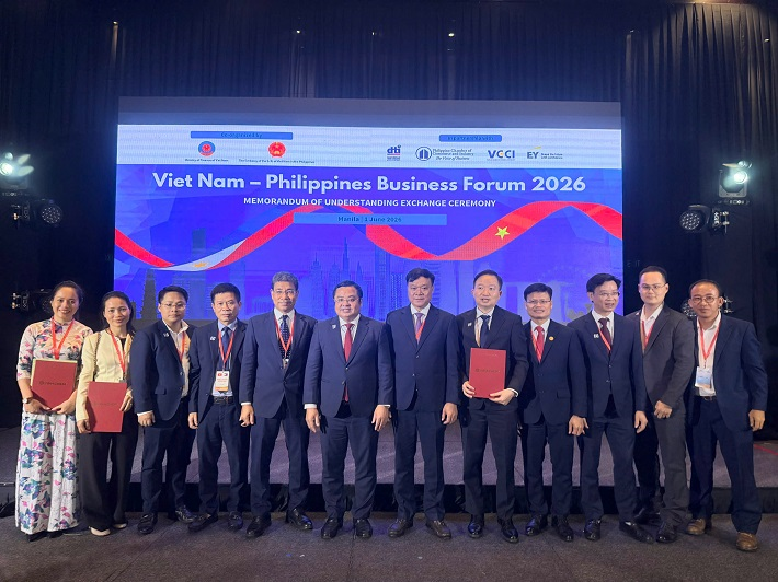Đoàn công tác Tập đoàn Hóa chất Việt Nam tại Diễn đàn Okvip tại về Việt Nam - Philippines