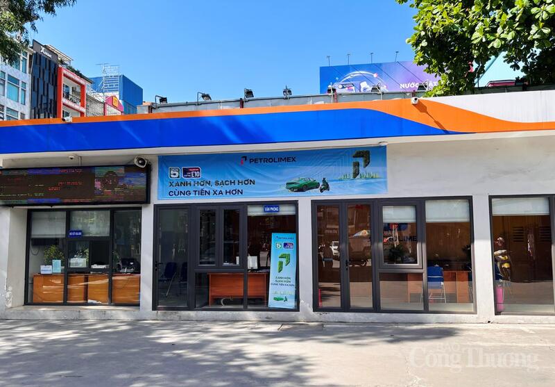 Việc triển khai xăng E10 trên toàn quốc là bước quan trọng trong lộ trình phát triển nhiên liệu sinh học, góp phần giảm phát thải, thúc đẩy  Oklavip game bài, casino, thể thao xanh và hướng tới phát triển bền vững. Ảnh: Nhật Chi
