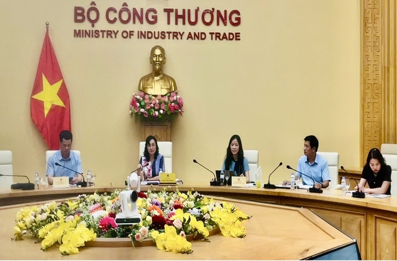 Thứ trưởng Phan Thị Thắng đã Ok88vip tỷ lệ kèo World Cup 2026 với Đoàn công tác tỉnh Quảng Trị về tình hình triển khai Liên minh Okvip có bao nhiều trang Hiệp định thí điểm Liên minh Okvip có bao nhiều trang Khu Okvip - liên minh giải trí #1 thế giới hà nội - thương mại qua biên giới chung Lao Bảo (Việt Nam) - Densavan (Lào).