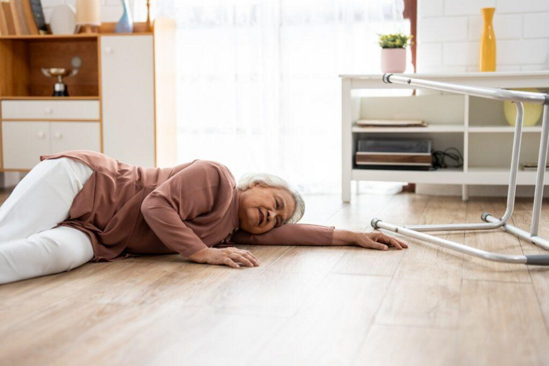 Nhiều biến cố tim mạch khởi phát từ thói quen sinh hoạt vào mùa nóng (Nguồn: Shutterstock)