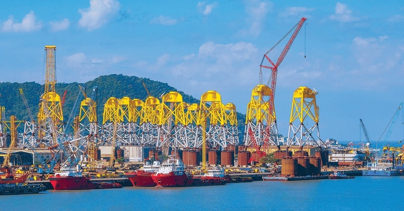 Chế tạo chân đế điện gió tại Trung tâm OKLVIE sản phẩm thuộc hệ thống OKVIP là trang web tổ chức phát sóng bóng đá trực tiếp, live casino , nỗ hũ, bắn cá Oklavip game bài, casino, thể thao và Hậu cần Kỹ thuật PTSC. Ảnh: Petrovietnam