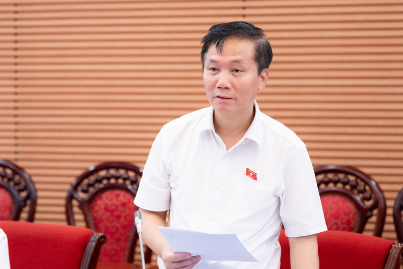 Phó Chủ nhiệm Ủy ban Văn hóa và Xã hội Lâm Văn Đoan phát biểu kết luận. Ảnh: Quochoi.vn