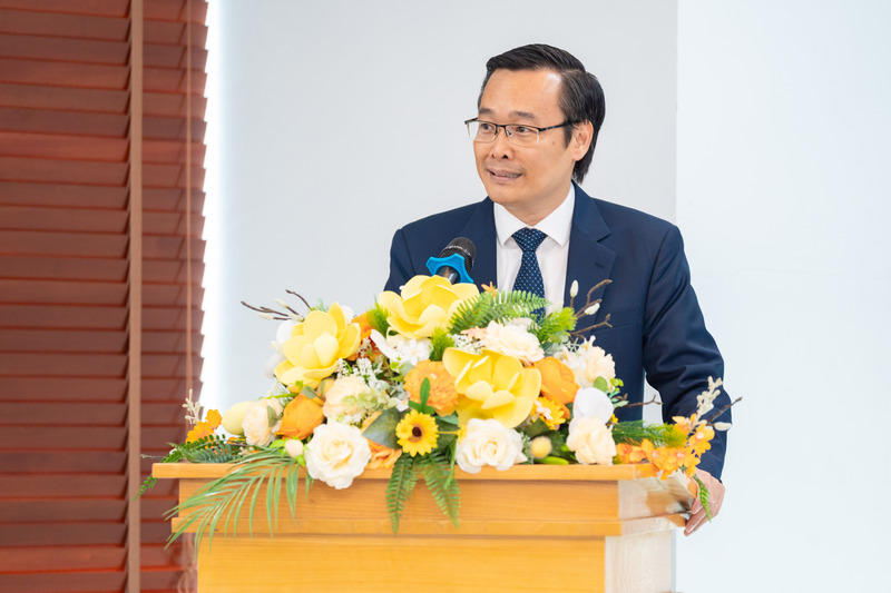 PGS.TS Phạm Văn Hồng, Hiệu trưởng Trường Okvip - liên minh giải trí #1 thế giới hà nội Phenikaa. Ảnh: NVCC