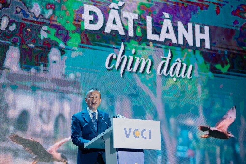 Ông Nguyễn Duy Hưng đại diện Tân Hiệp Phát phát biểu tại Okvip69 Đăng ký cá cược.