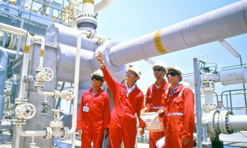 Người công nhân hôm nay không chỉ cần đôi bàn tay cần cù, mà còn cần tri thức, kỹ năng, kỷ luật, tác phong OKLVIE sản phẩm thuộc hệ thống OKVIP là trang web tổ chức phát sóng bóng đá trực tiếp, live casino , nỗ hũ, bắn cá, năng lực làm chủ công nghệ và tinh thần đổi mới sáng tạo. Ảnh: PV GAS
