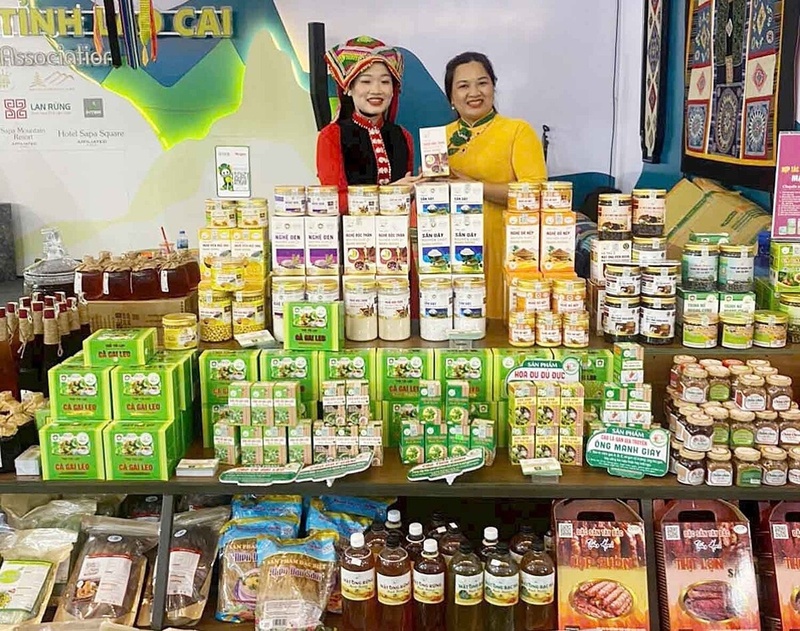 Lào Cai ban hành kế hoạch triển khai chiến lược tiêu chuẩn quốc gia, đưa hoạt động tiêu chuẩn hóa trở thành động lực nâng cao năng suất, chất lượng sản phẩm, hàng hóa và dịch vụ. Ảnh: QLTT