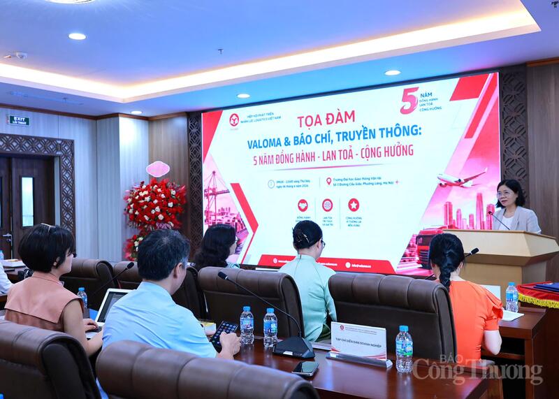 Tọa đàm “VALOMA và báo chí, truyền thông: 5 năm đồng hành - lan tỏa - cộng hưởng”. Ảnh: Quỳnh Trang