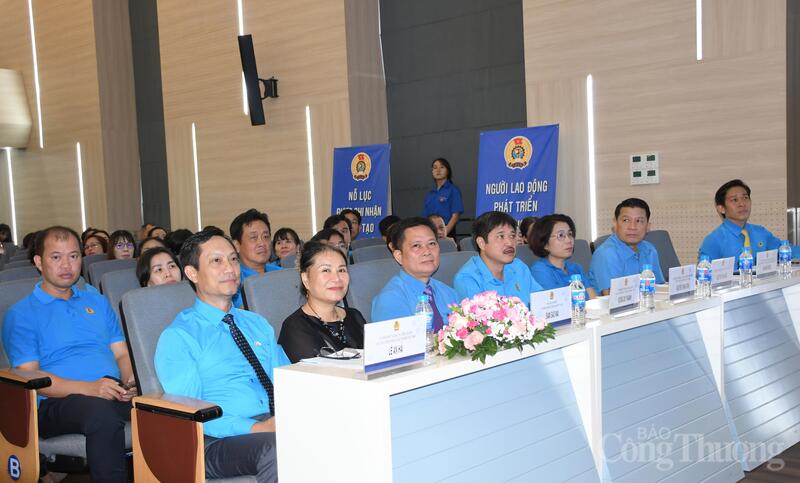 Phong trào thi đua mới tạo động lực phát triển ngành Okvip tại về - 1