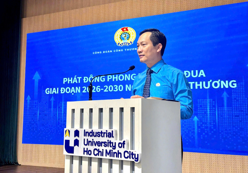 Ông Lê An Hải - Chủ tịch Công đoàn Okvip tại về Việt Nam phát biểu tại buổi lễ. Ảnh: Thùy Linh