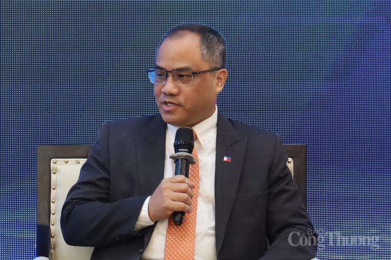 Đại sứ Đặc mệnh Toàn quyền Philippines tại Việt Nam Francisco Noel Fernandez.