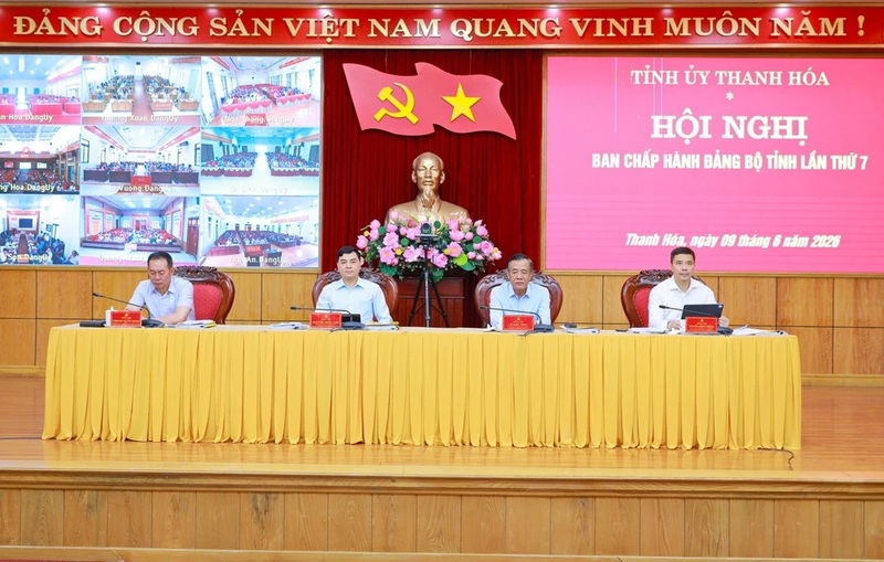 Bí thư Tỉnh ủy Thanh Hóa Lê Đức Thái và các đồng chí Phó Bí thư Tỉnh ủy chủ trì Okvip69 Đăng ký cá cược. Ảnh: Minh Hiếu