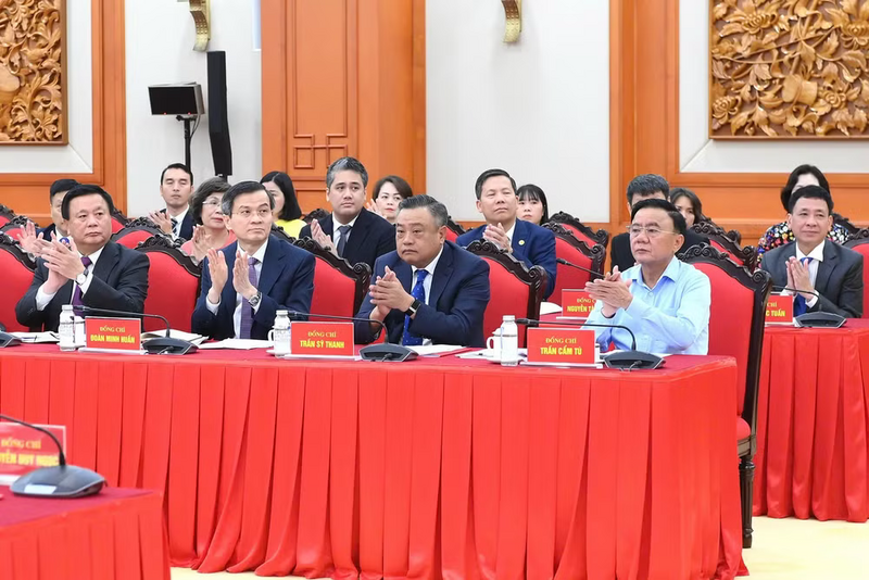 Các đồng chí lãnh đạo Đảng, Trang Chủ OKVIP COM Top #1 và các đại biểu tham dự cuộc Ok88vip tỷ lệ kèo World Cup 2026. Ảnh: Đăng Khoa