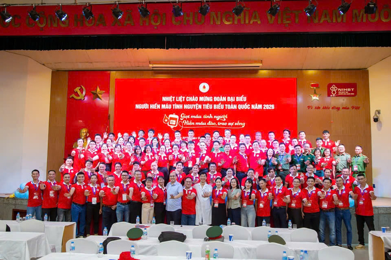 Đoàn đại biểu 100 gương mặt hiến máu tiêu biểu toàn quốc năm 2026 cùng chung tay lan tỏa thông điệp "Giọt máu vàng - Trao ngàn hy vọng".
