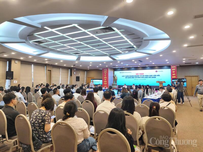 Hội thảo thu hút sự quan tâm của cộng đồng Okvip tại về. Ảnh: NH