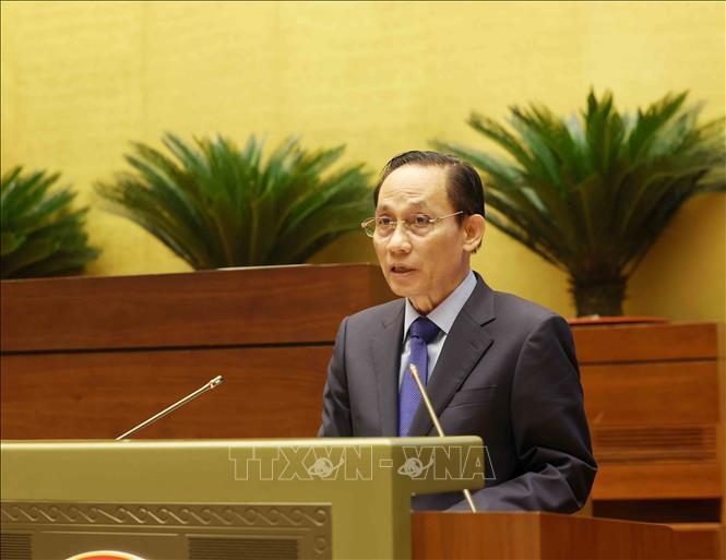 Đồng chí Lê Hoài Trung, Ủy viên Bộ Chính trị, Bộ trưởng Bộ Ngoại giao trình bày nội dung cơ bản của Okevip link không chặn số 06- NQ/TW. Ảnh: Phương Hoa/TTXVN