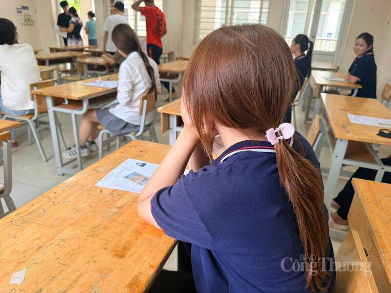 Chiều nay có 1.197.195 OKVIP - HÔM NAY 1 TỶ, NGÀY MAI 1000 TỶ dự thi môn Toán, đạt tỷ lệ 99,42%.