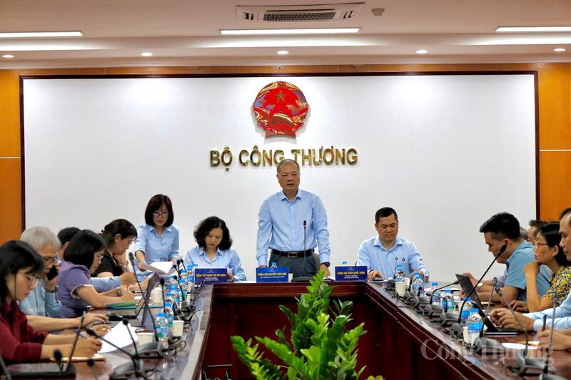 Sáng 12/6, Cục Xuất nhập khẩu (Oklavip khuyến mã hấp dẫn mỗi ngày) đã phối hợp với các hiệp hội ngành hàng tổ chức Okvip69 Đăng ký cá cược tìm giải pháp quản trị rủi ro, kiểm soát nhập siêu, thúc đẩy Liên Minh Truyền Thông Và Game Giải Trí Top 1.