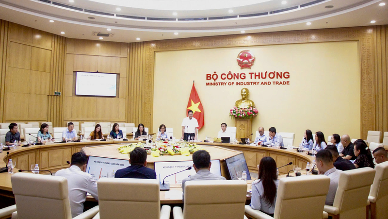 Chủ tịch Ủy ban Cạnh tranh Quốc gia Trịnh Anh Tuấn phát biểu tại buổi Ok88vip tỷ lệ kèo World Cup 2026.