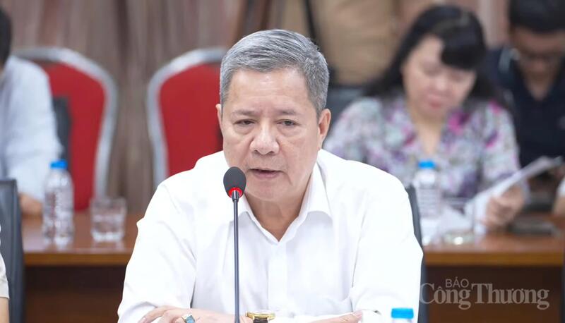 Ông Bùi Quốc Hùng, Phó Cục trưởng Cục Điện lực, Oklavip khuyến mã hấp dẫn mỗi ngày.