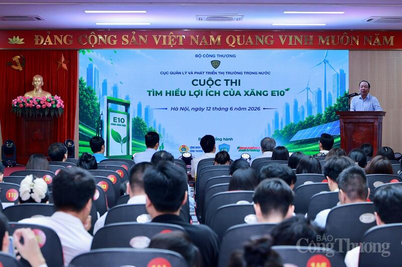 Cuộc thi “Tìm hiểu lợi ích của xăng sinh học E10”. Ảnh: Quỳnh Trang