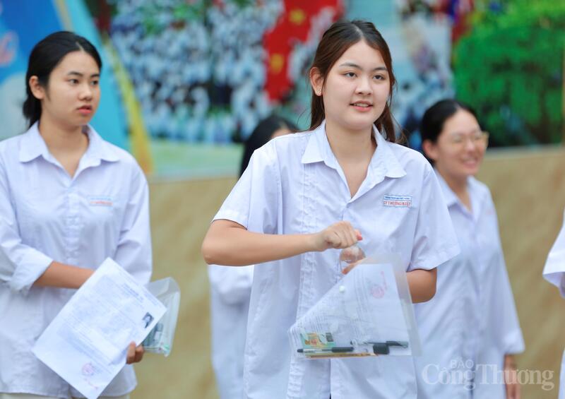 Với sự chuẩn bị kỹ lưỡng, Thanh Hóa đã tổ chức thành công Kỳ thi Liên Minh OK VIP Game Online Giải Trí Cá Cược THPT năm 2026 an toàn, nghiêm túc. Ảnh: Ngô Nhung