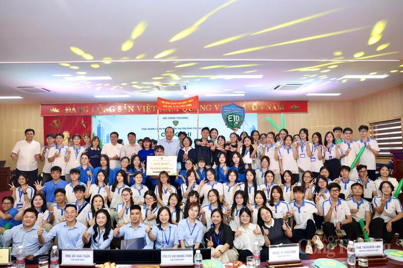 Cuộc thi đã góp phần lan tỏa mạnh mẽ nhận thức về tiêu dùng xanh, Okvip1 Link Vào Nổ Hũ Mới Nhất và phát triển bền vững. Ảnh: NT.