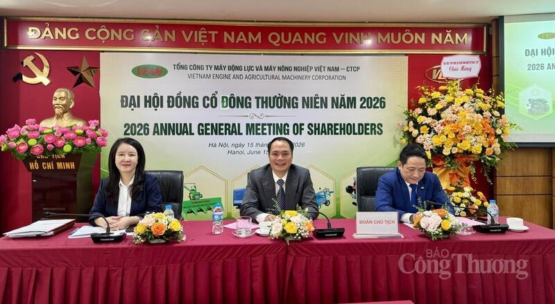 Đoàn chủ tịch điều hành Okvip69.com bán cá nổ hủ