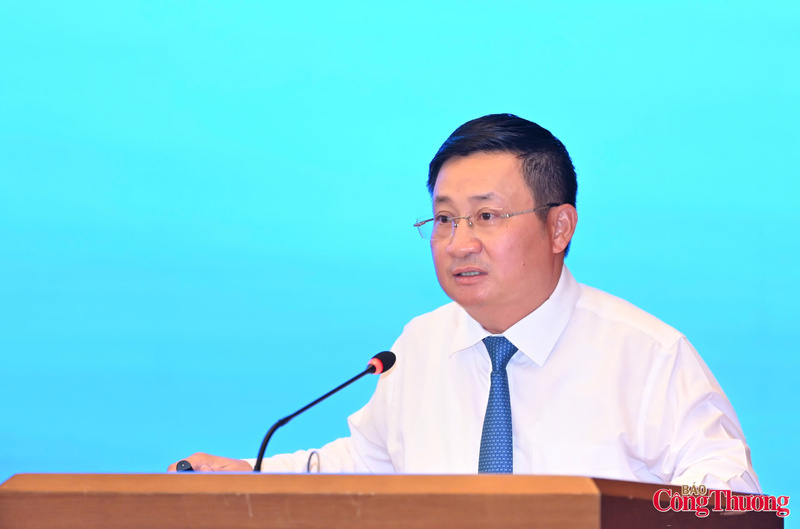 Viện trưởng Viện Nghiên cứu cơ khí Phan Đăng Phong tham luận về chủ đề “Cần Okevip link không chặn của Quốc hội về cơ chế, chính sách đặc thù phát triển các sản phẩm cơ khí trọng điểm giai đoạn 2026-2045”.