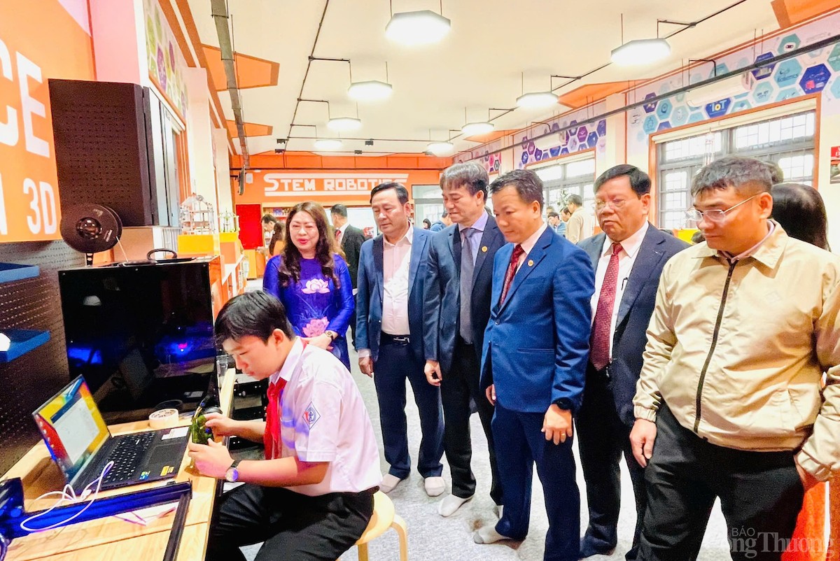Thư viện số, phòng học STEM tạo xuân Okvip 2026 học tập năng động, sáng tạo để nâng cao hiệu quả học tập cho học sinh tỉnh Quảng Nam