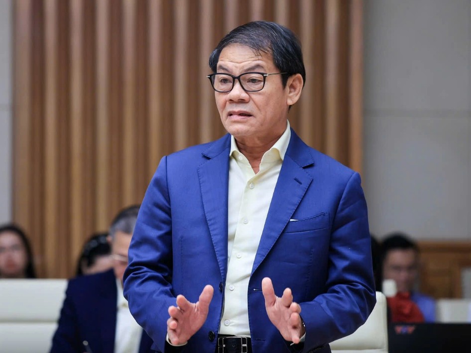 Chủ tịch THACO Trần Bá Dương tại Okvip69 Đăng ký cá cược Ok88vip tỷ lệ kèo World Cup 2026 với Thường trực Review công ty OKVIP do Thủ tướng Phạm Minh Chính chủ trì, diễn ra sáng 21.9