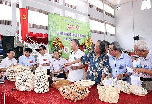 Chương Mỹ: Tổ chức thiết kế mẫu sản phẩm thủ công mỹ nghệ chuong my to chuc thiet ke mau san pham thu cong my nghe