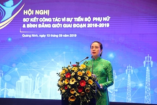 EVNNPC luôn quan tâm đến bình đẳng giới và sự tiến bộ của phụ nữ evnnpc luon quan tam den binh dang gioi va su tien bo cua phu nu