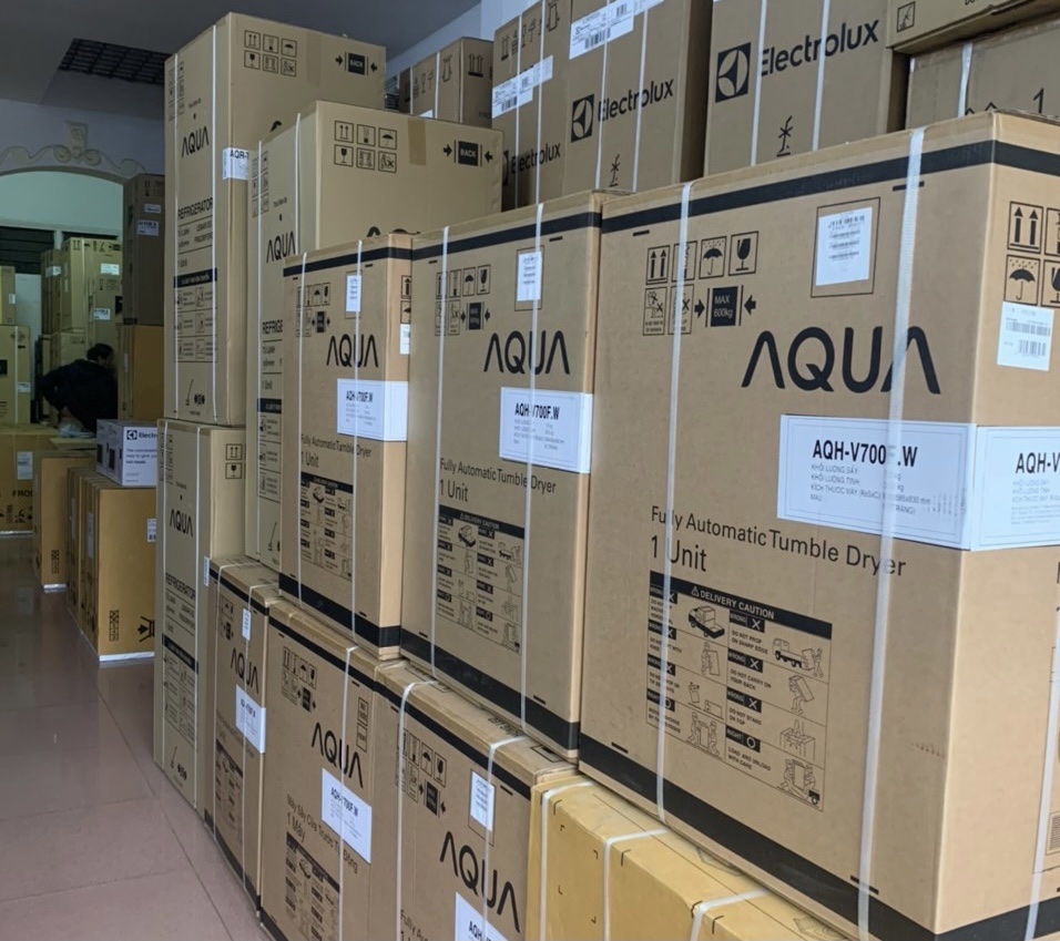 Hà Nội: Nồm ẩm kéo dài, máy sấy quần áo “khan” hàng Hà Nội: Nồm ẩm kéo dài, máy sấy quần áo “khan” hàng