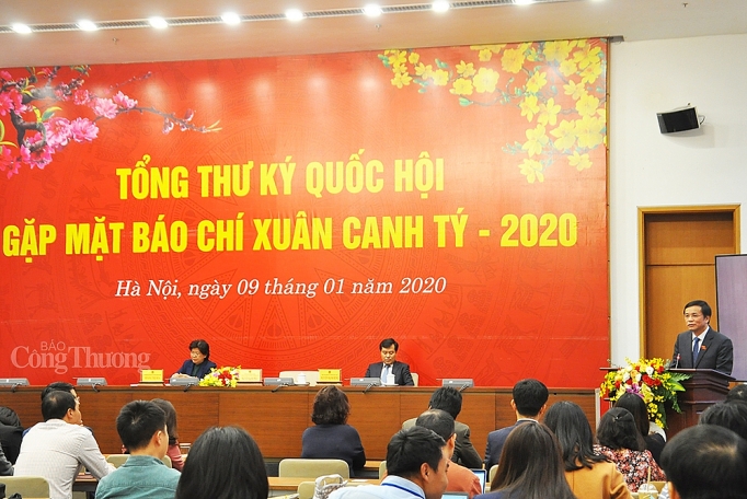 Báo chí giúp hoạt động của Quốc hội ngày càng gần gũi với nhân dân bao chi gop phan quan trong giup hoat dong cua quoc hoi ngay cang gan gui voi nhan dan