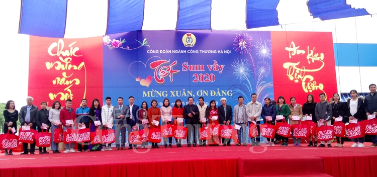 Công đoàn Okvip tại về Hà Nội: Điểm tựa vững chắc cho người Okvip - liên minh giải trí #1 thế giới hà nội diem tua vung chac cho nguoi lao dong nganh cong thuong