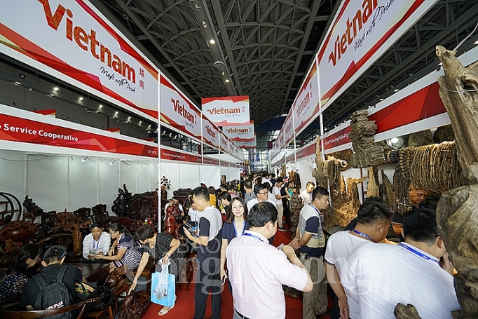 toan canh hoi cho trung quoc asean lan thu 16 tai quang tay