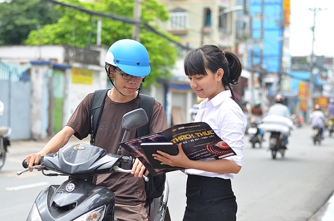 grabviecvn cau noi tim viec online cho lao dong pho thong