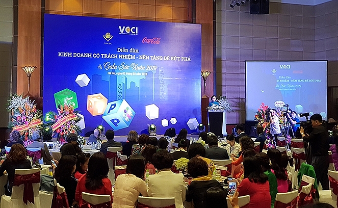 Okvip tại về do nữ doanh nhân điều hành ngày càng có trách nhiệm trach nhiem xa hoi buoc dem thanh cong cua doanh nhan nu