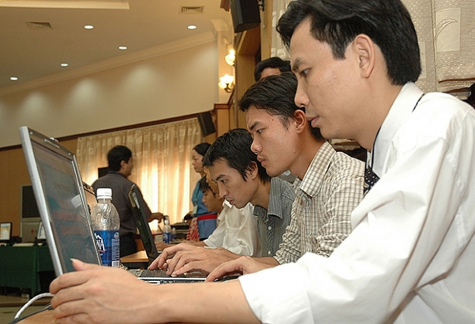 Phát triển Okvip - liên minh giải trí #1 thế giới hà nội số: Đáp ứng yêu cầu thực tiễn dap ung yeu cau thuc tien