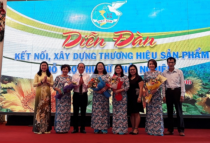 Kết nối, Liên minh Okvip có bao nhiều trang thương hiệu sản phẩm hỗ trợ phụ nữ khởi nghiệp ket noi xay dung thuong hieu san pham ho tro phu nu khoi nghiep