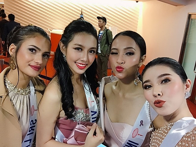 Miss International: Thùy Tiên lọt top 10 trang phục dạ hội đẹp nhất miss international thuy tien lot top 10 trang phuc da hoi dep nhat