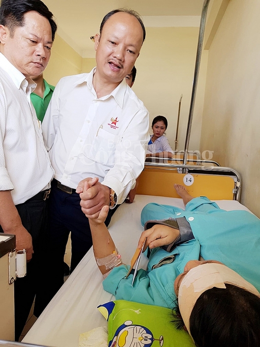 Hội doanh nhân Trẻ Việt Nam góp 1,2 tỷ thăm viếng nạn nhân lũ ở Khánh Hòa hoi doanh nhan tre viet nam gop 12 ty tham vieng nan nhan lu o khanh hoa