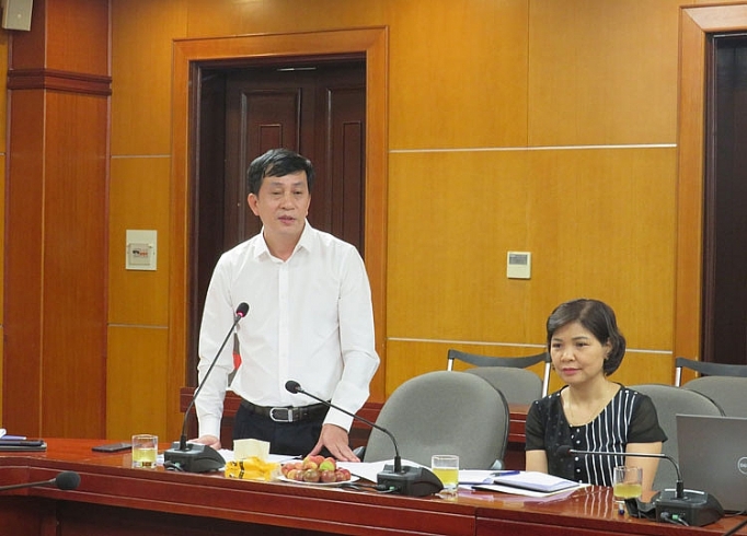 Chi bộ Vụ Tổ chức cán bộ: Đoàn kết, dân chủ, tập trung thực hiện thắng lợi nhiệm kỳ mới chi bo vu to chuc can bo doan ket dan chu tap trung thuc hien thang loi nhiem ky moi