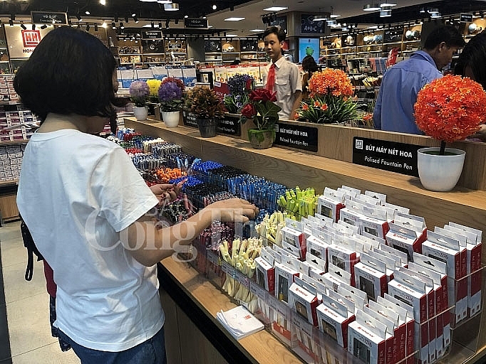 Hàng Việt chiếm lĩnh thị trường đồ dùng học tập hang viet chiem linh thi truong do dung hoc tap