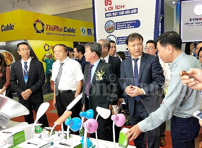 Khai mạc triển lãm quốc tế Vietnam ETE và Enertec Expo 2018 khai mac trien lam quoc te vietnam ete va enertec expo 2018