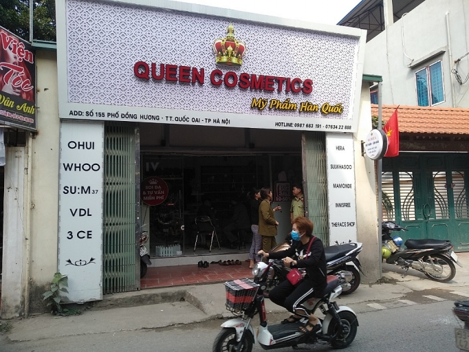 Queen cosmetics bị lập biên bản và thu giữ hàng hóa mỹ phẩm nhập lậu queen cosmetics bi lap bien ban va thu giu hang hoa my pham nhap lau
