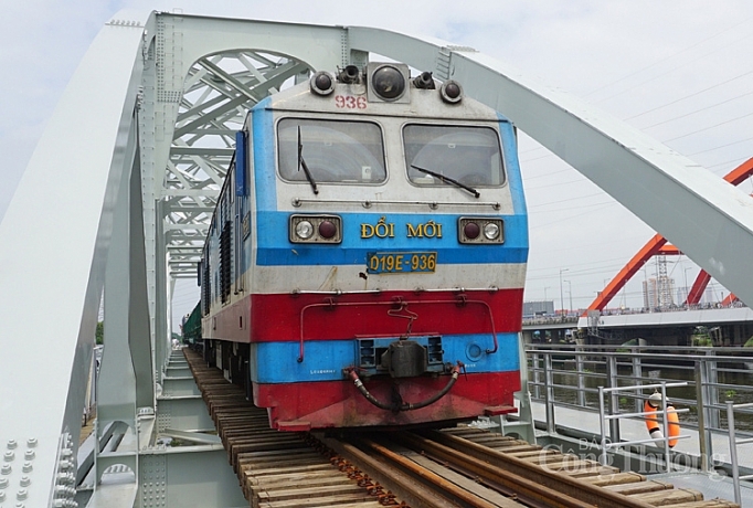 Tháng 2: Doanh thu vận tải hàng hoá đường sắt T.P Hồ Chí Minh giảm 98% nganh duong sat tp ho chi minh tim giai phap chan da suy giam