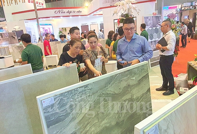 Khuyến mãi lớn “kích cầu” tiêu dùng tại Vietbuild TP. Hồ Chí Minh khuyen mai lon kich cau tieu dung tai vietbuild tp ho chi minh
